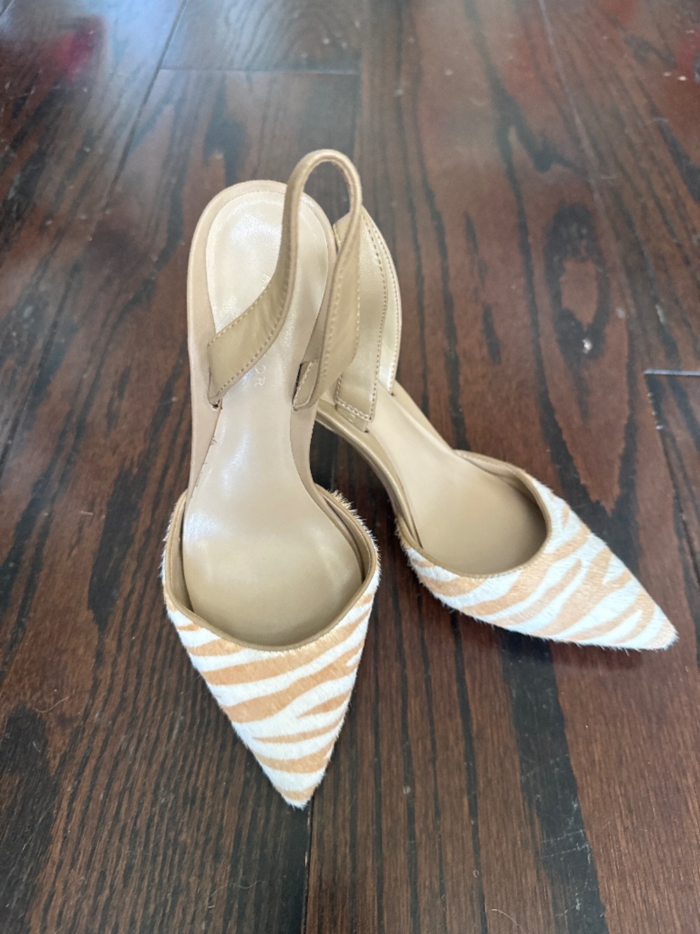 Ann Taylor Light Cream & Tan Zebra Pumps